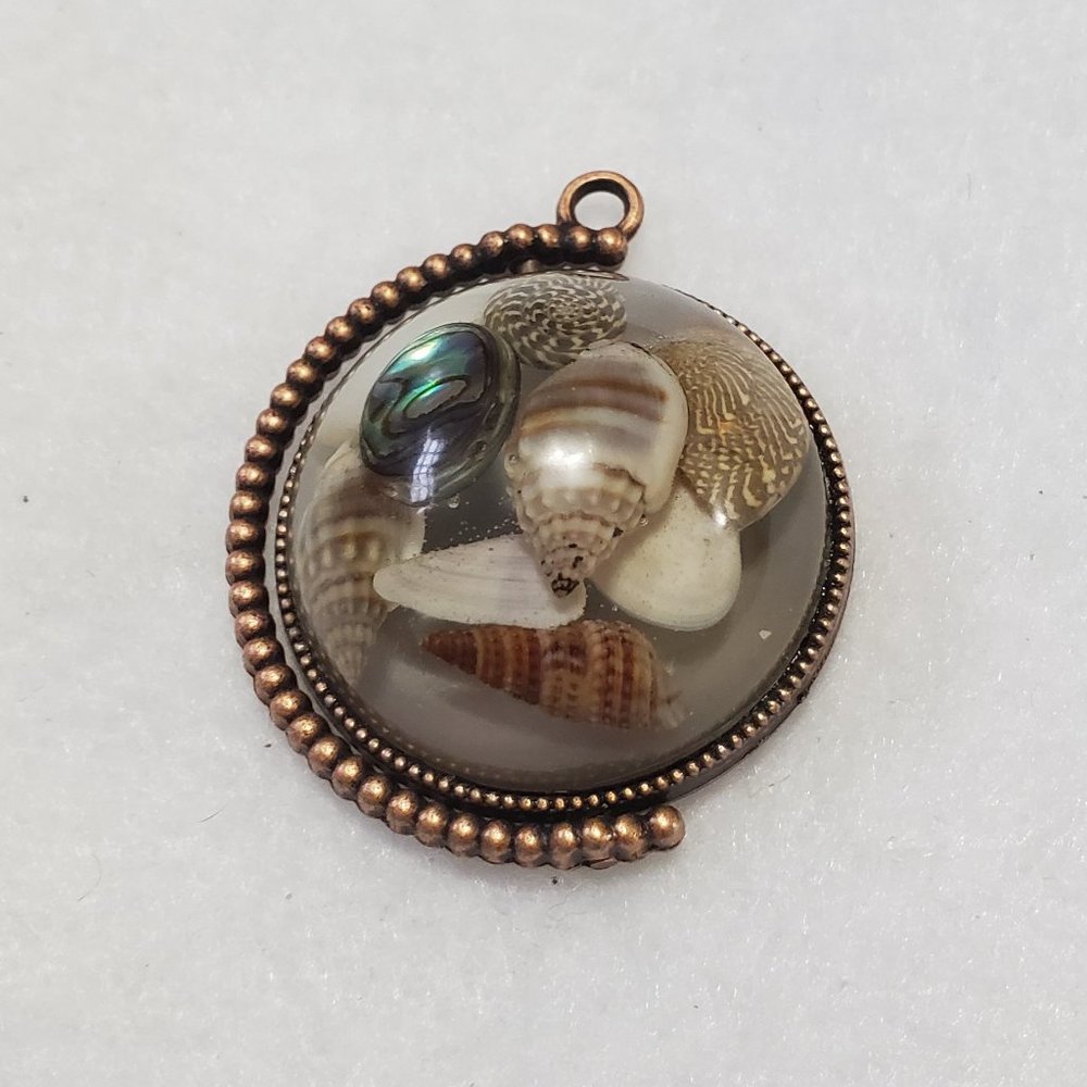 Seashells In Resin With Copper Bezel - Picture 4 of 7